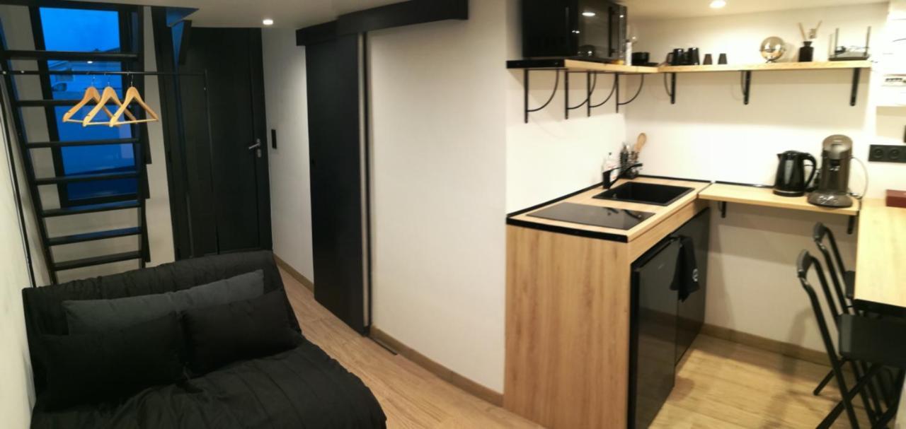 Studio cosy avec accès et terrasse indépendants Apartamento Tresses Exterior foto